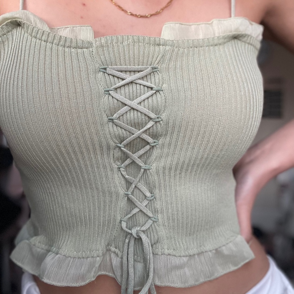 Cute green top